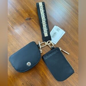 Lululemon dual pouch wristlet
